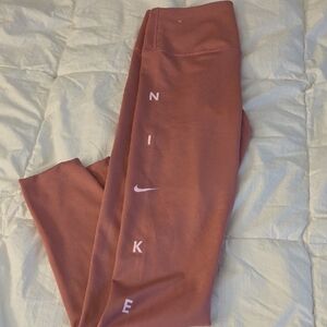Nike Rose Leggings
